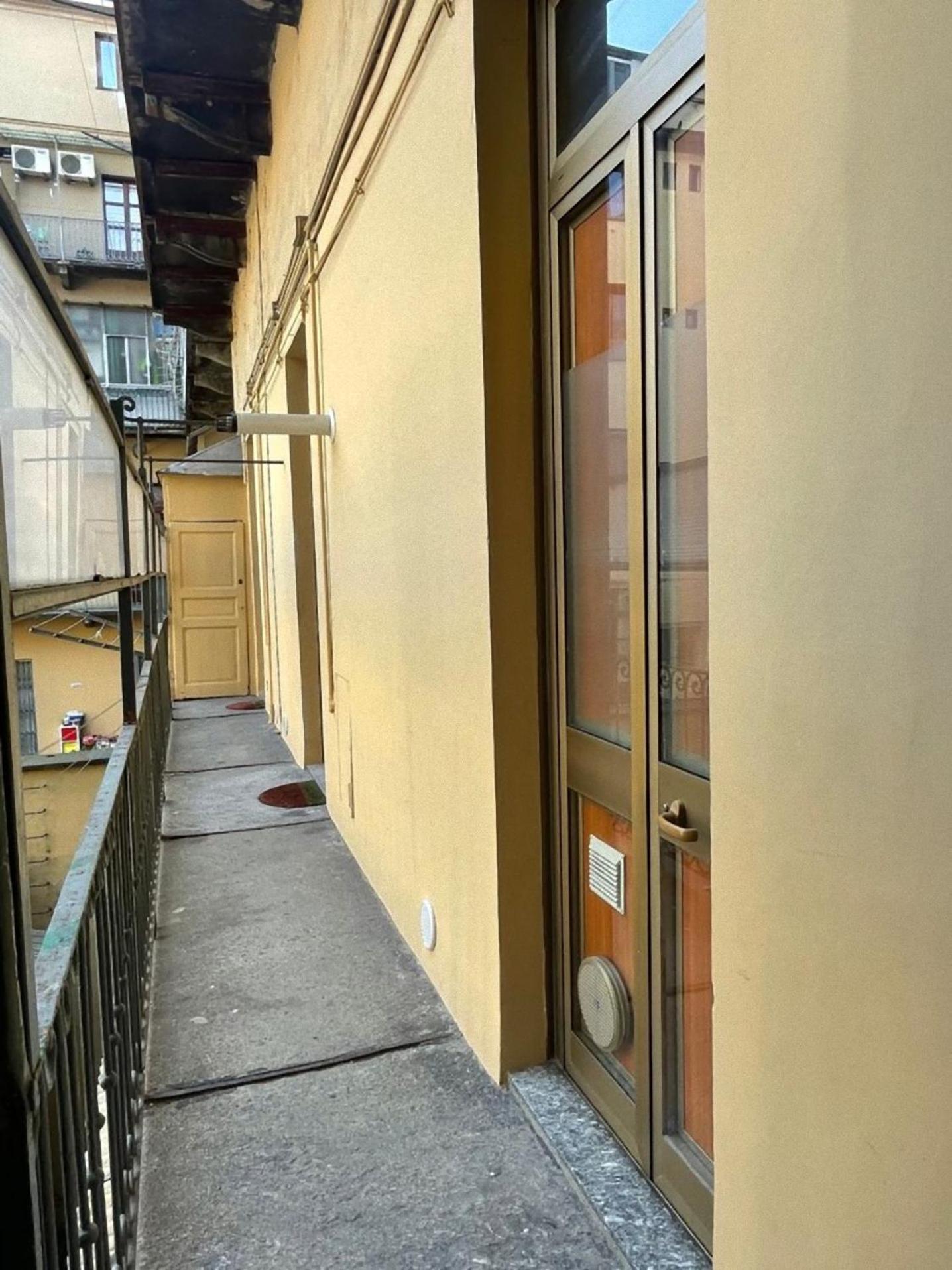 Centrale Appartamento Su Due Livelli "3" Torino Dış mekan fotoğraf